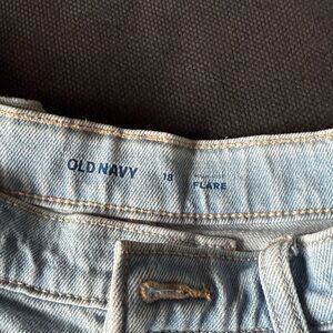 Old Navy girl's Bootcut Jeans in Light Blue
